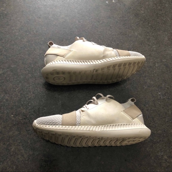 Men’s Under Armour Running Shoes - Picture 7 of 8